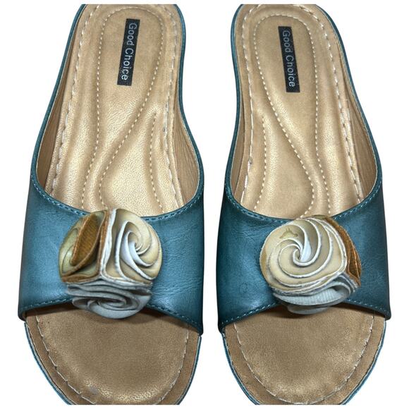 GOOD CHOICE Sydney Size 7.5 Turquoise Slip On Wedge Heel Sandals Floral Flower - Picture 9 of 14